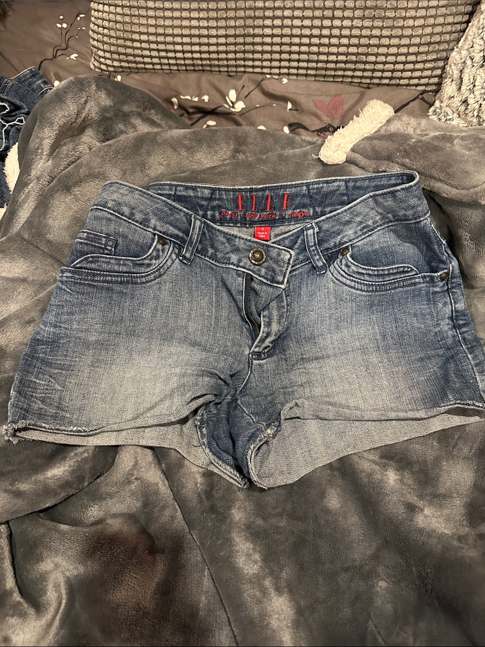 Elle Light Blue Denim Jean Shorts with Frayed Hem